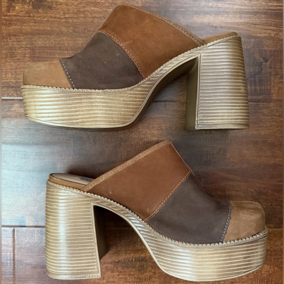 Steve Madden Shoes - Steve Madden Two-Tone Brown Suede Platform Mules
